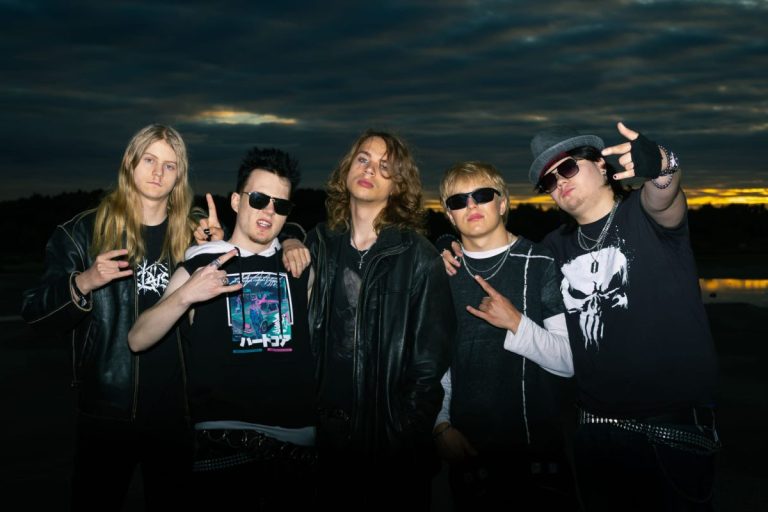 Inverse Records Nius: Fatal Divine lanza su primer sencillo, Conclusions